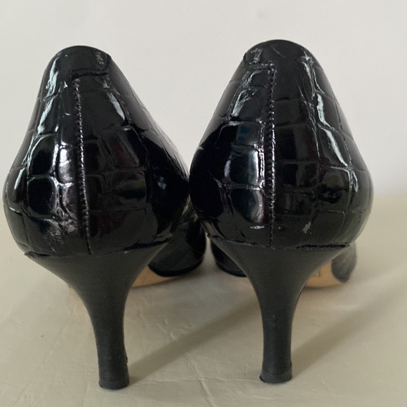 Bandolino black alligator faux leather shoes with kitten heels & pointed toe. 6M - Picture 14 of 14
